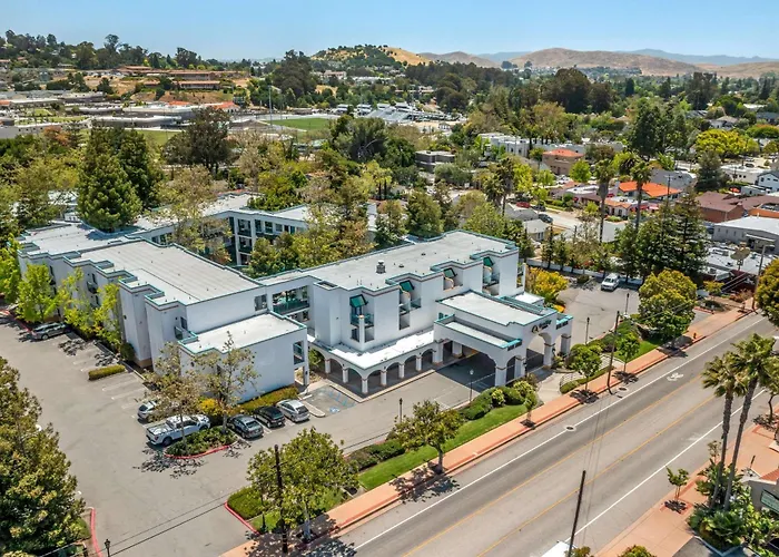 Quality Suites Downtown San Luis Obispo